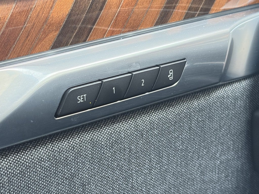 2025 Cadillac Escalade 4WD 4dr Sport Platinum