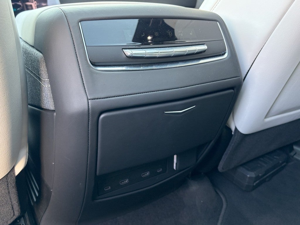 2025 Cadillac Escalade 4WD 4dr Sport Platinum