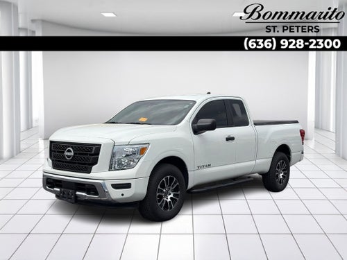 2024 Nissan Titan 4x4 King Cab SV