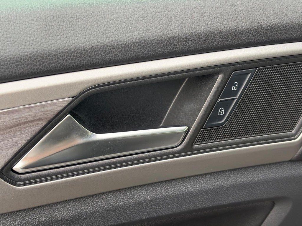 2020 Volkswagen Atlas Cross Sport 3.6L V6 SE w/Technology 4MOTION