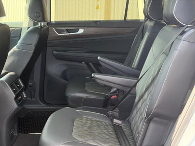 2024 Volkswagen Atlas 2.0T SEL Premium R-Line 4MOTION