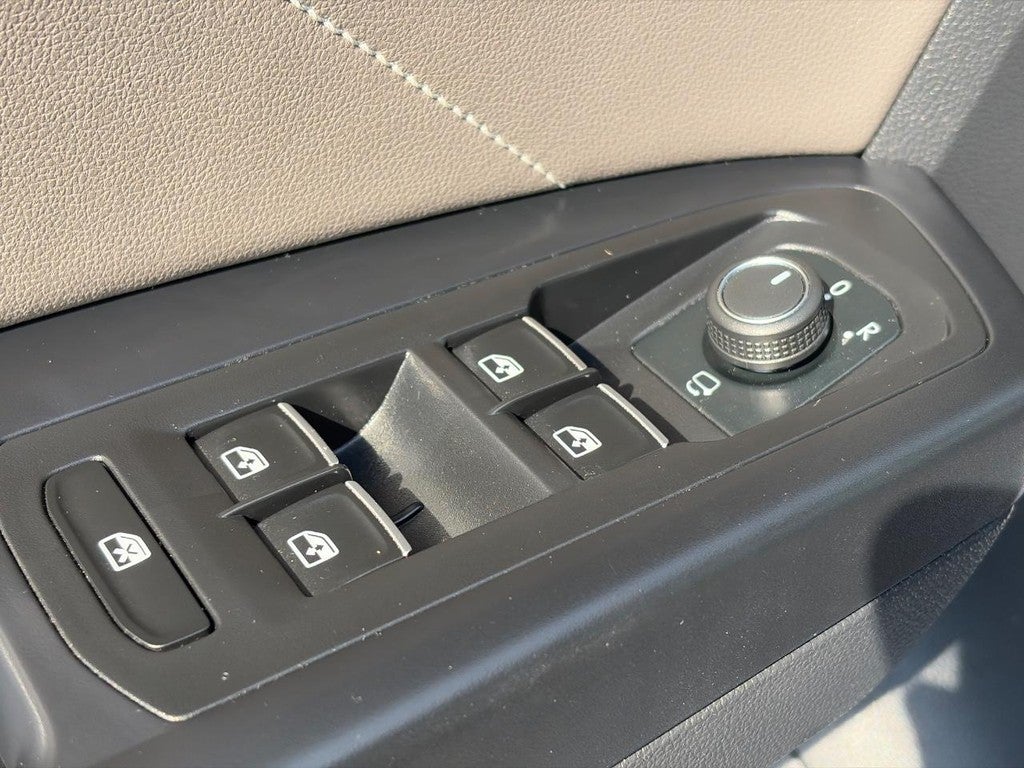2021 Volkswagen Atlas 3.6L V6 SEL Premium R-Line 4MOTION