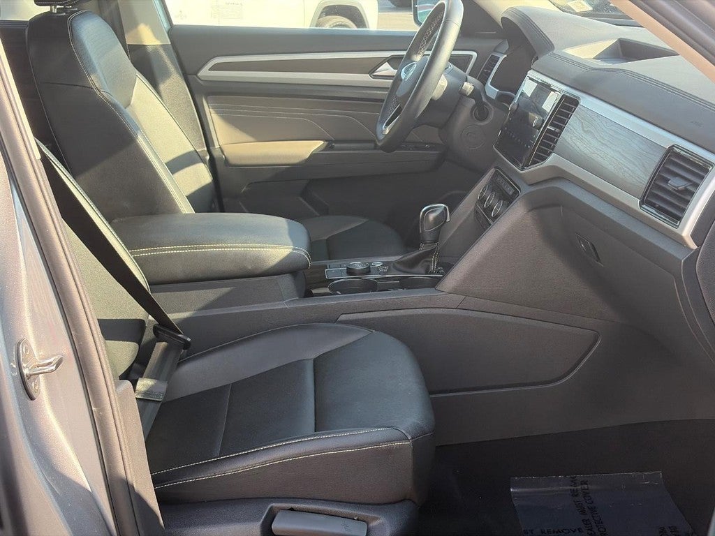 2022 Volkswagen Atlas 3.6L V6 SE w/Technology 4MOTION