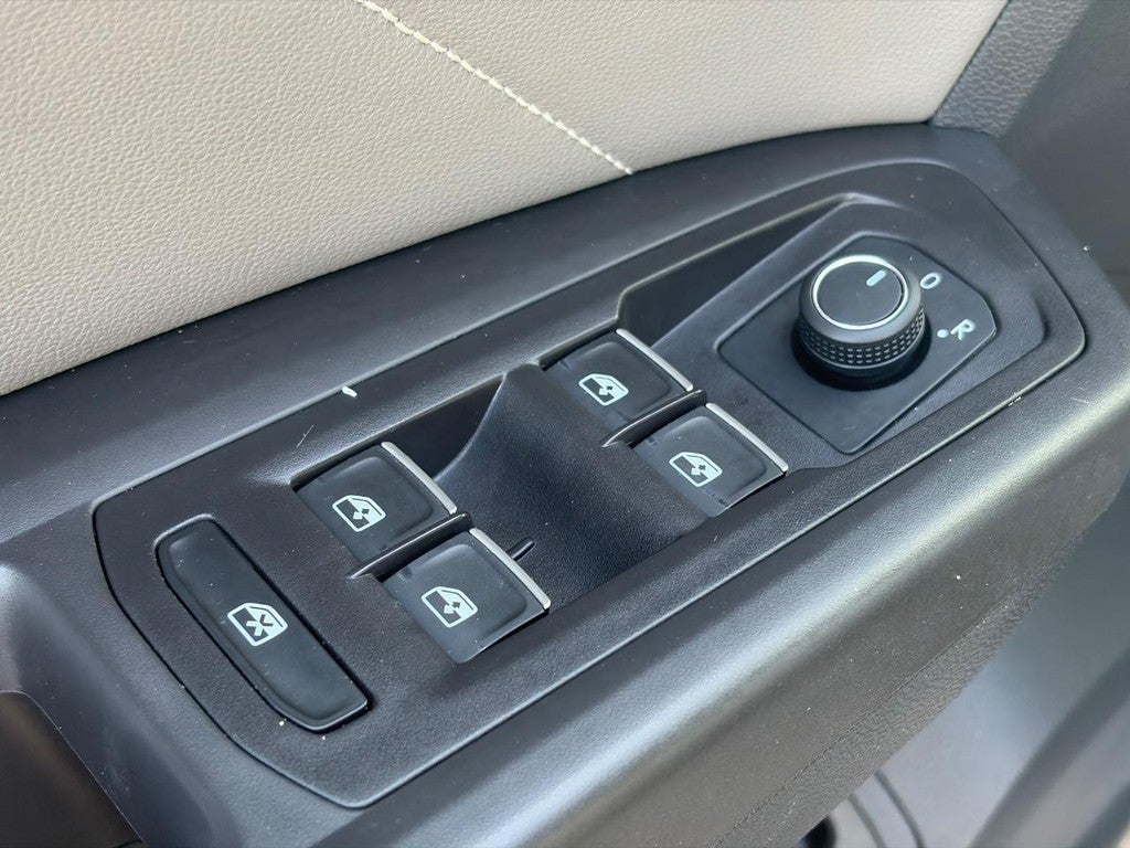 2022 Volkswagen Atlas 3.6L V6 SE w/Technology 4MOTION