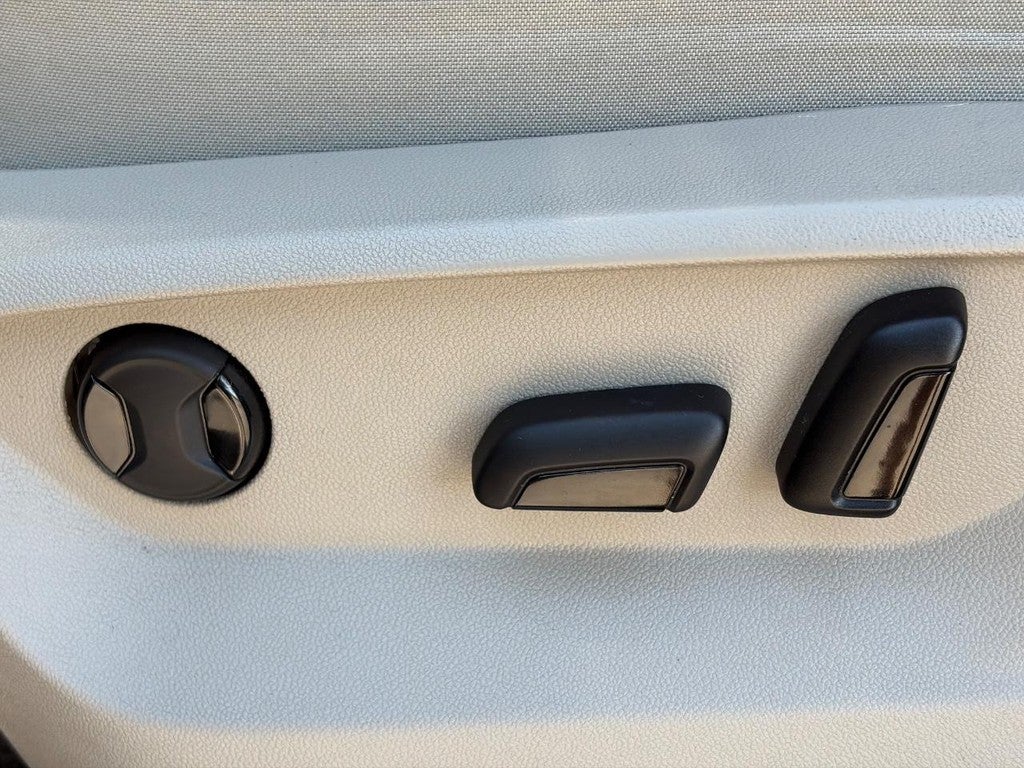 2023 Volkswagen Atlas 3.6L V6 SE w/Technology 4MOTION