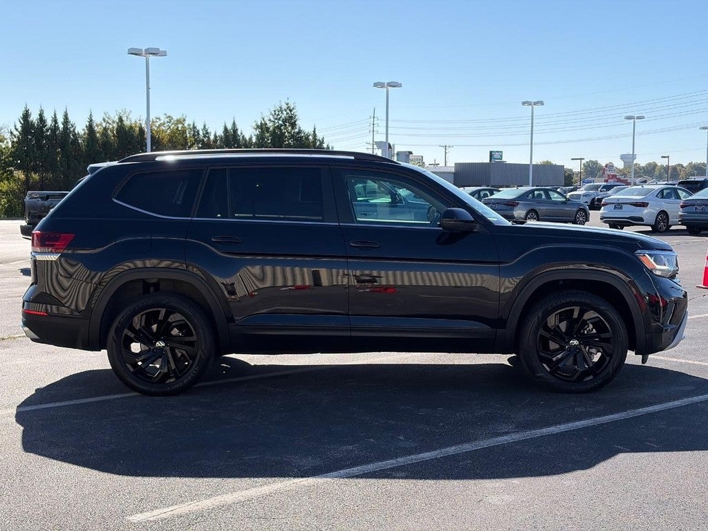 2023 Volkswagen Atlas 3.6L V6 SE w/Technology 4MOTION
