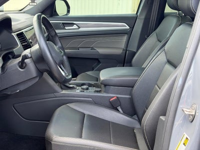 2023 Volkswagen Atlas Cross Sport 3.6L V6 SEL R-Line Black
