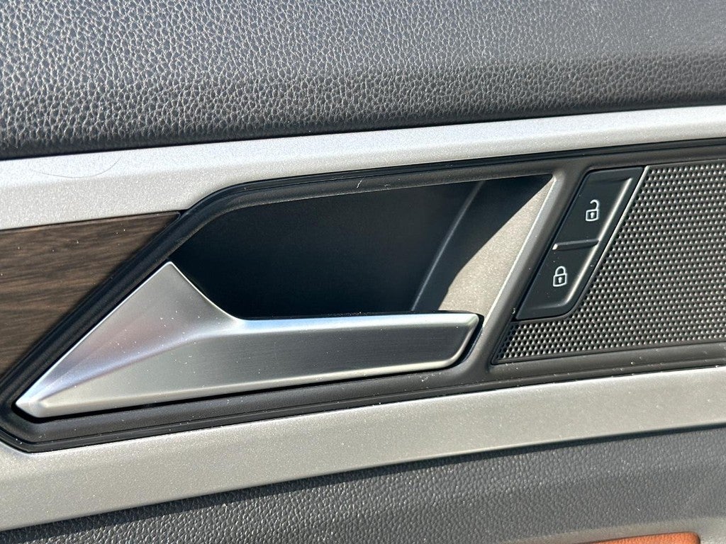 2022 Volkswagen Atlas 3.6L V6 SE w/Technology FWD