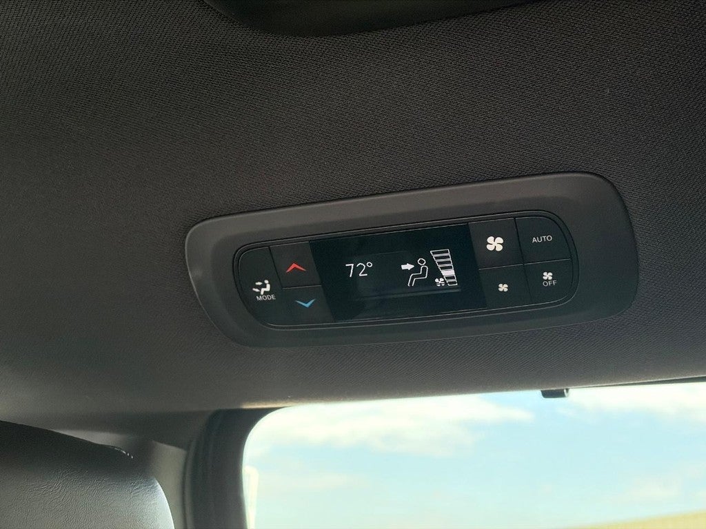 2025 Chrysler Pacifica Select FWD