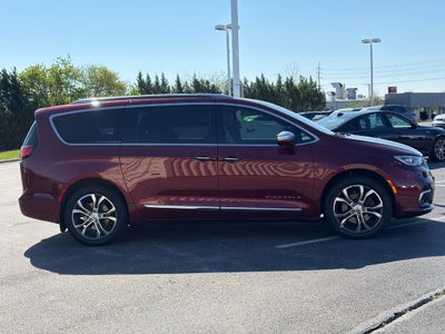 2022 Chrysler Pacifica Pinnacle AWD
