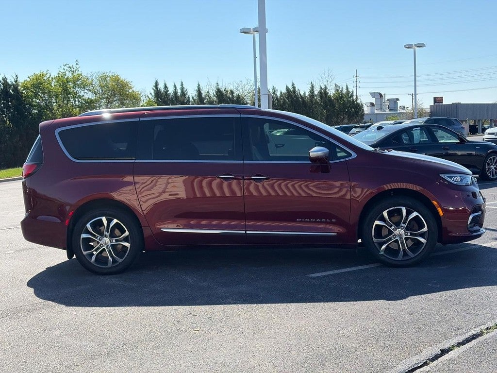2022 Chrysler Pacifica Pinnacle AWD