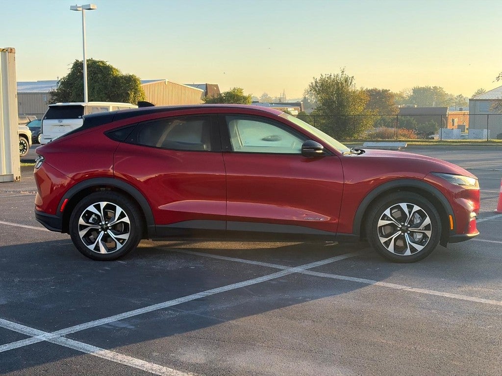 2024 Ford Mustang Mach-E Select RWD