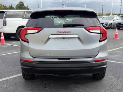 2024 GMC Terrain FWD 4dr SLE