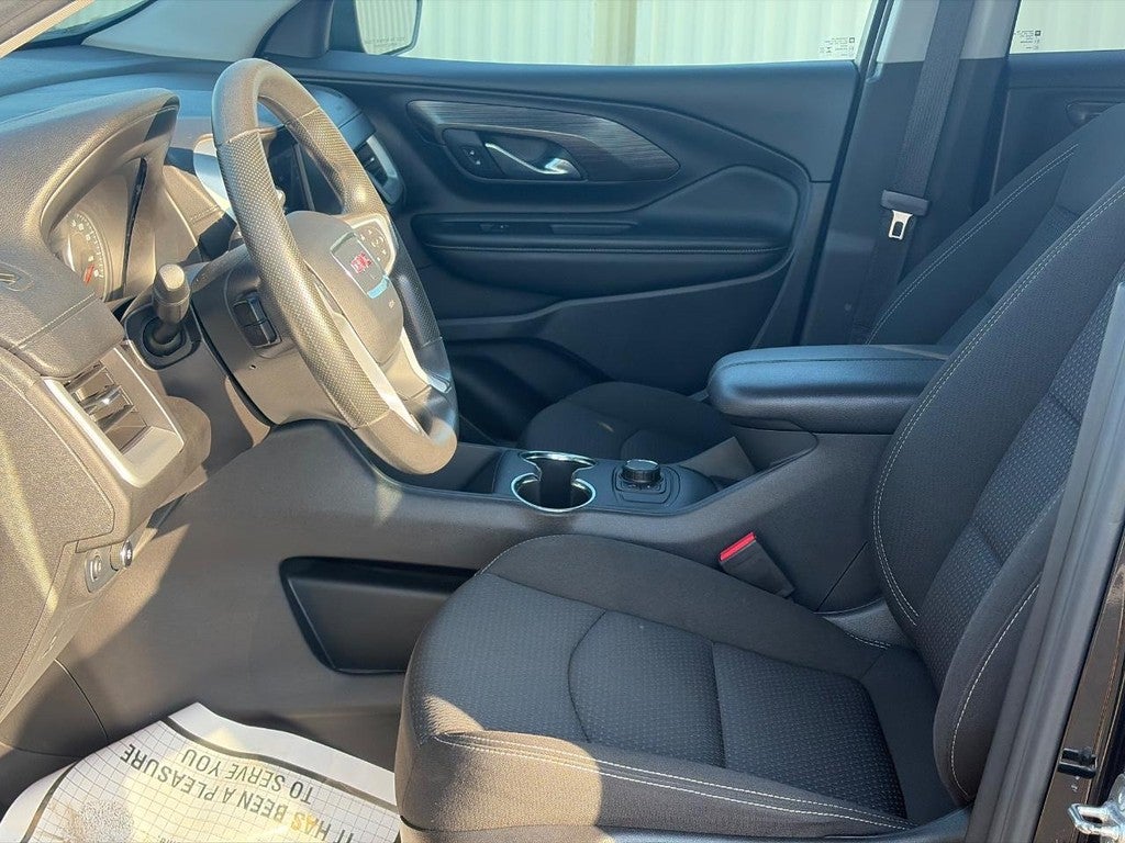 2024 GMC Terrain FWD 4dr SLE