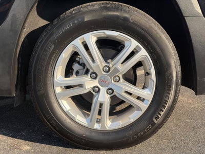 2024 GMC Terrain FWD 4dr SLE