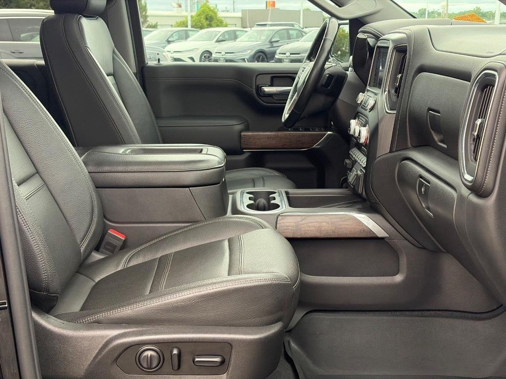2020 GMC Sierra 1500 4WD Crew Cab 147" Denali