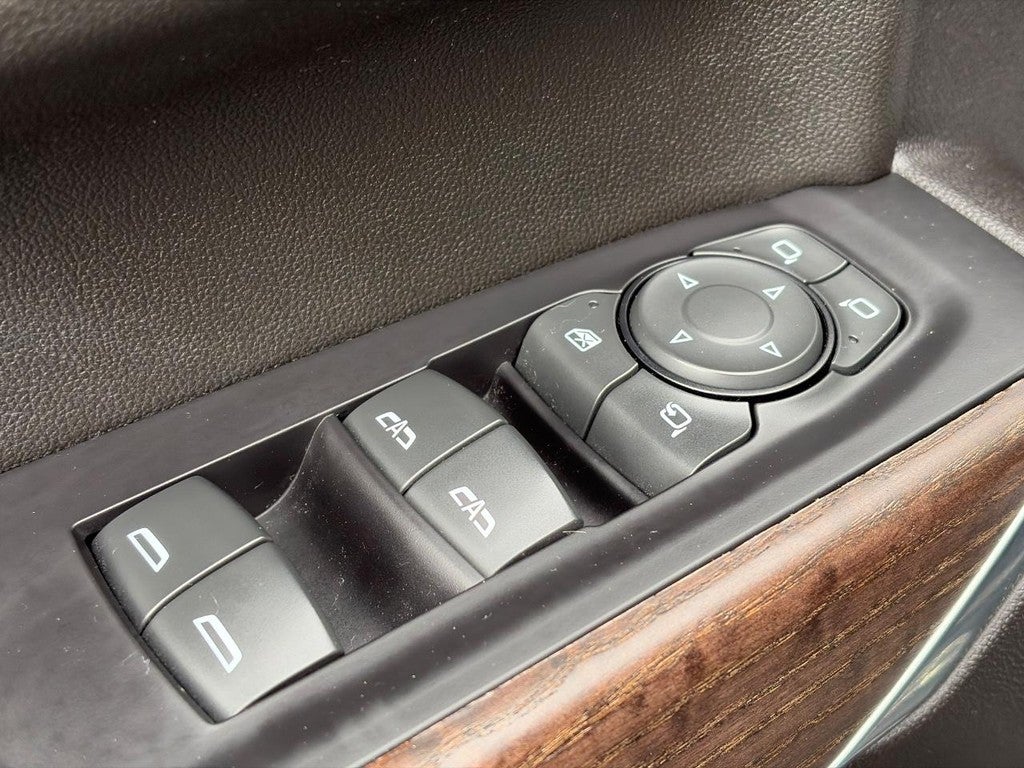 2020 GMC Sierra 1500 4WD Crew Cab 147" Denali