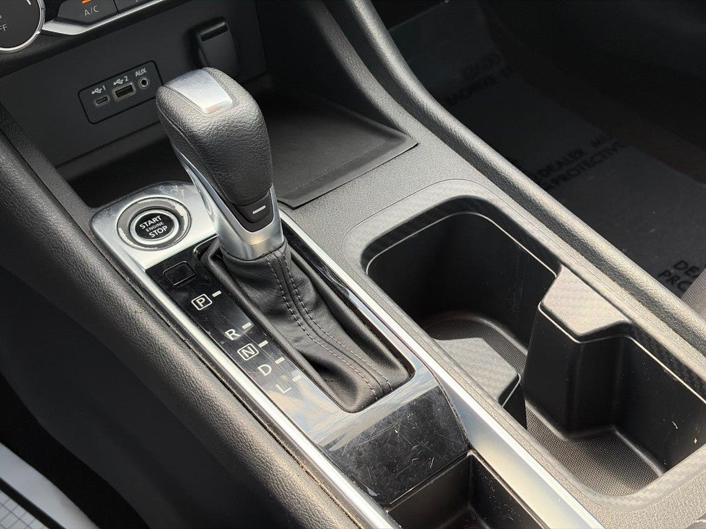 2022 Nissan Sentra SV CVT