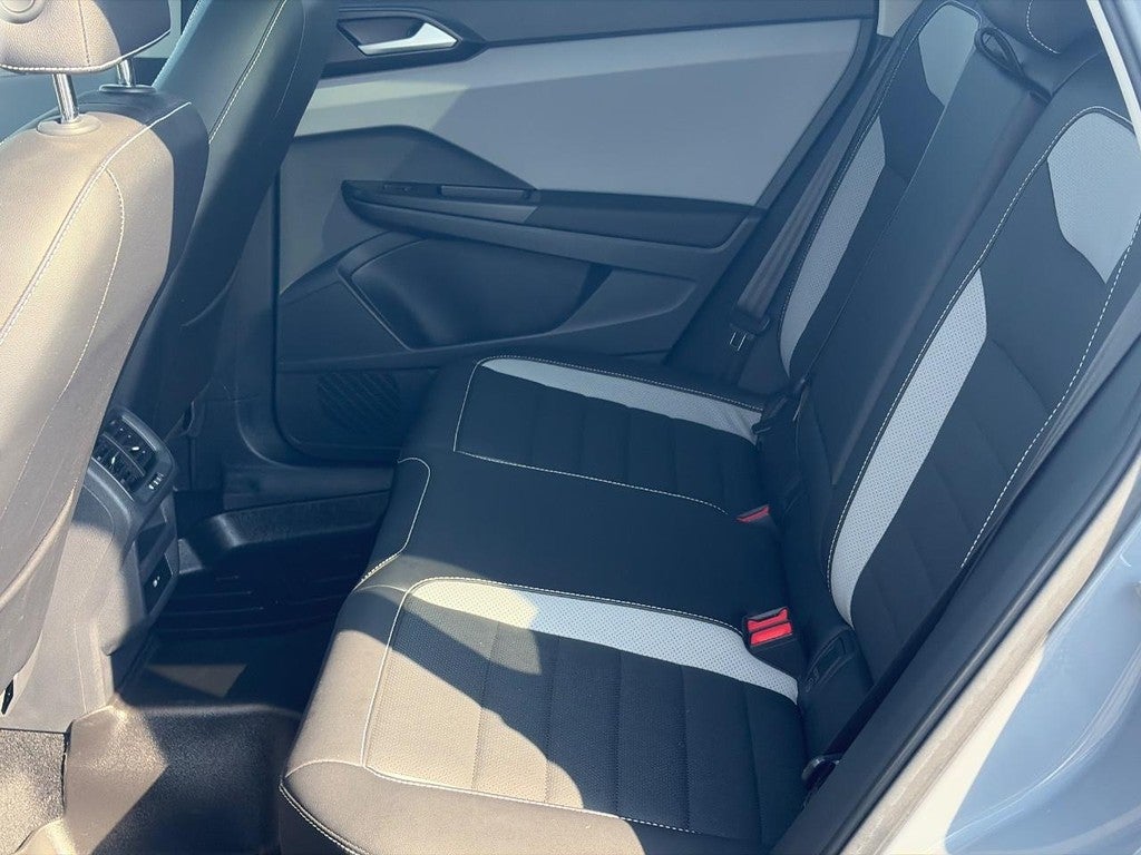 2023 Volkswagen Taos SEL 4MOTION