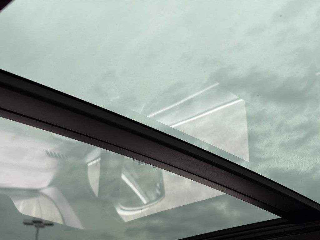 2022 Volkswagen Tiguan 2.0T SEL R-Line 4MOTION