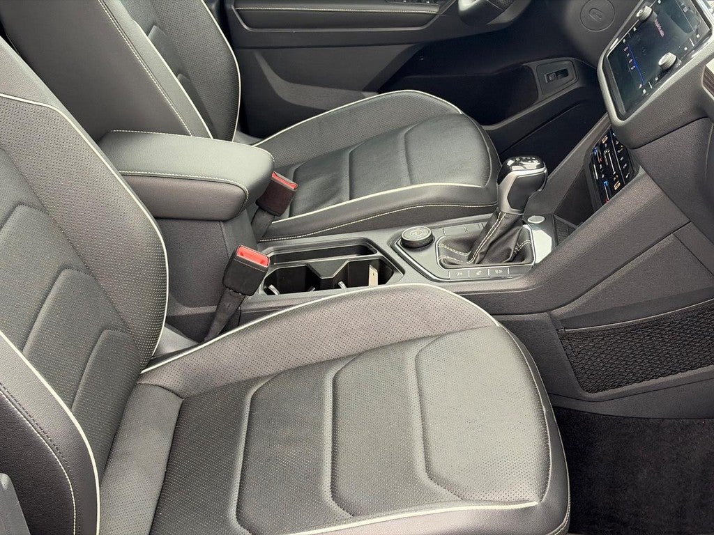 2022 Volkswagen Tiguan 2.0T SEL R-Line 4MOTION