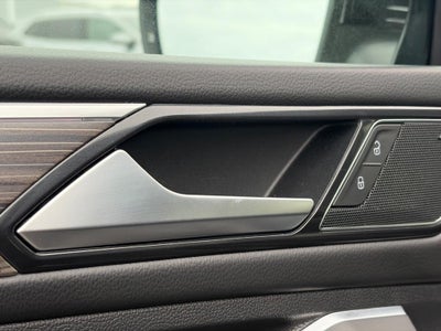 2022 Volkswagen Tiguan 2.0T SEL R-Line 4MOTION