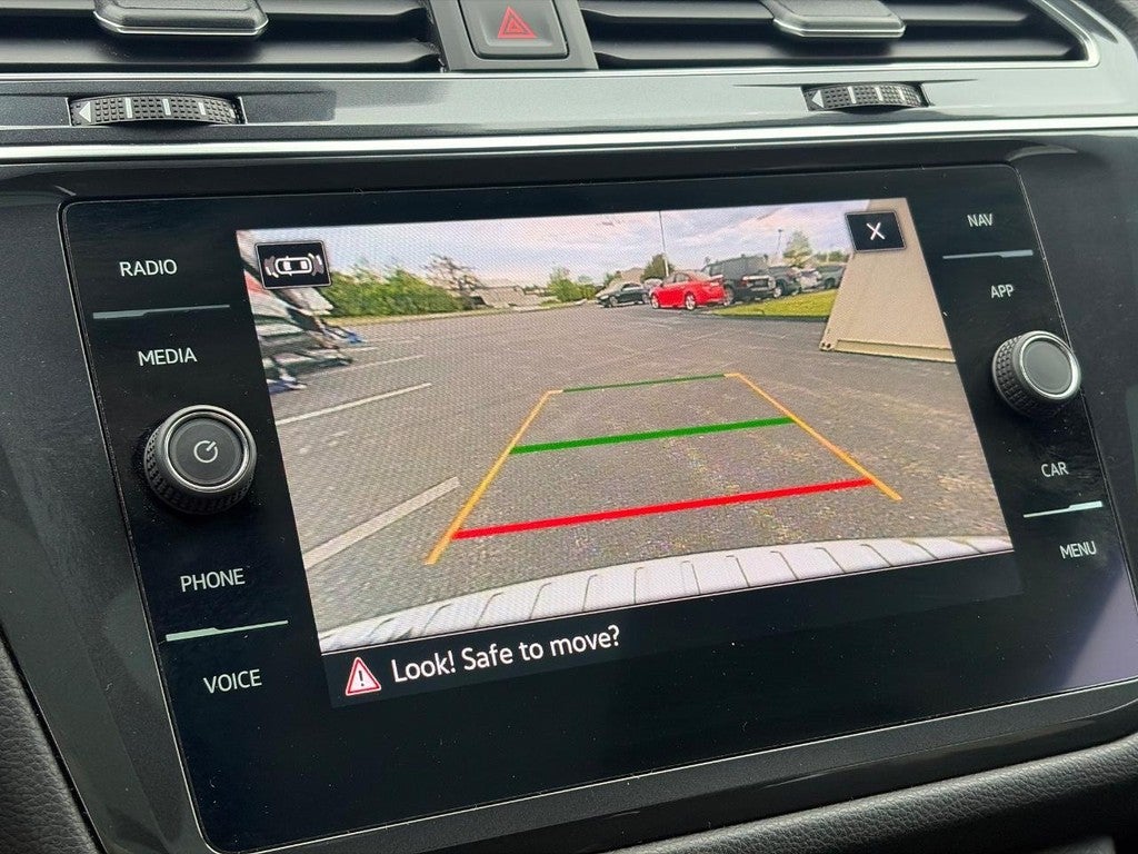 2022 Volkswagen Tiguan 2.0T SEL R-Line 4MOTION