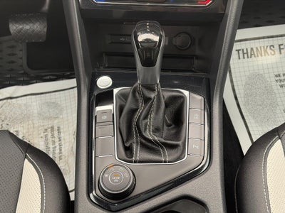 2025 Volkswagen Taos SEL 4MOTION