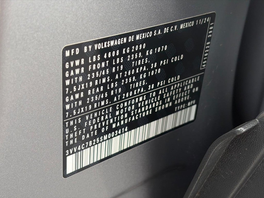2025 Volkswagen Taos SEL 4MOTION