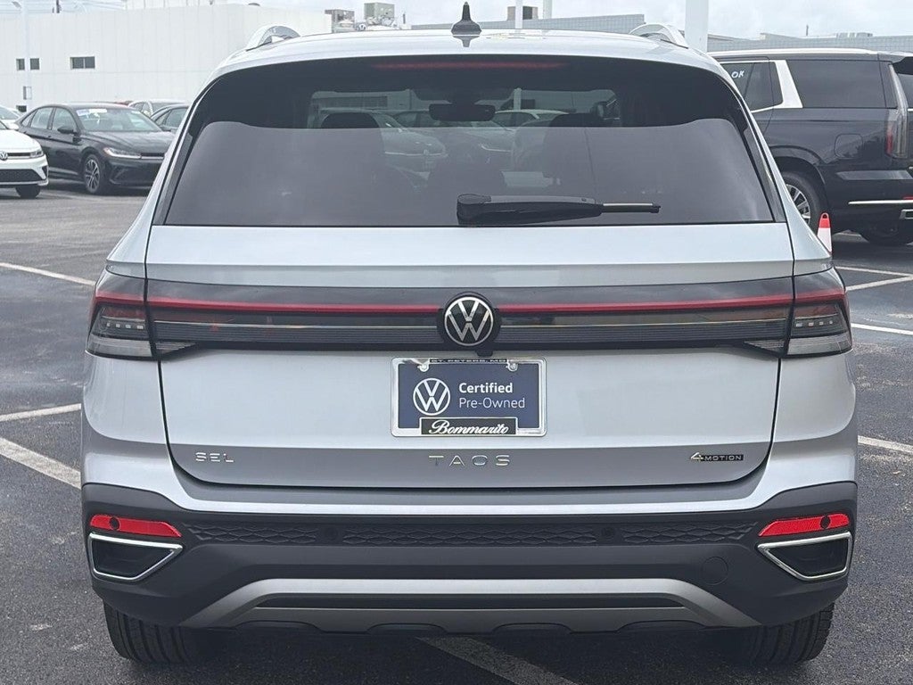2025 Volkswagen Taos SEL 4MOTION