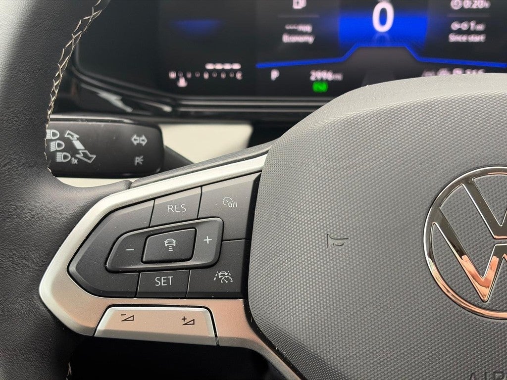 2025 Volkswagen Taos S FWD