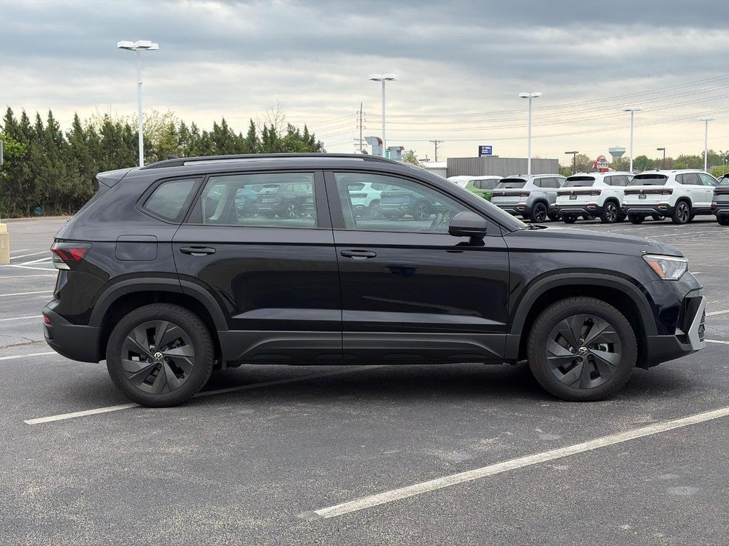 2025 Volkswagen Taos S FWD