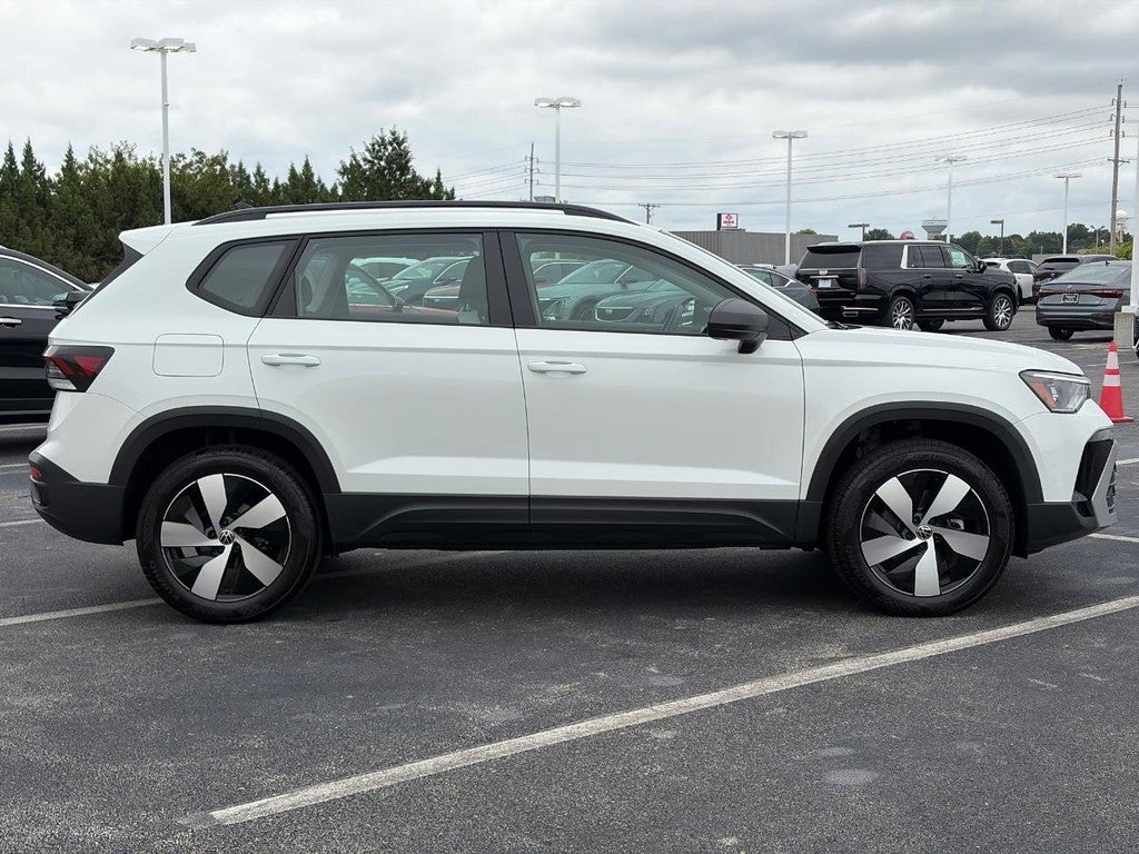 2026 Volkswagen Taos S 4MOTION