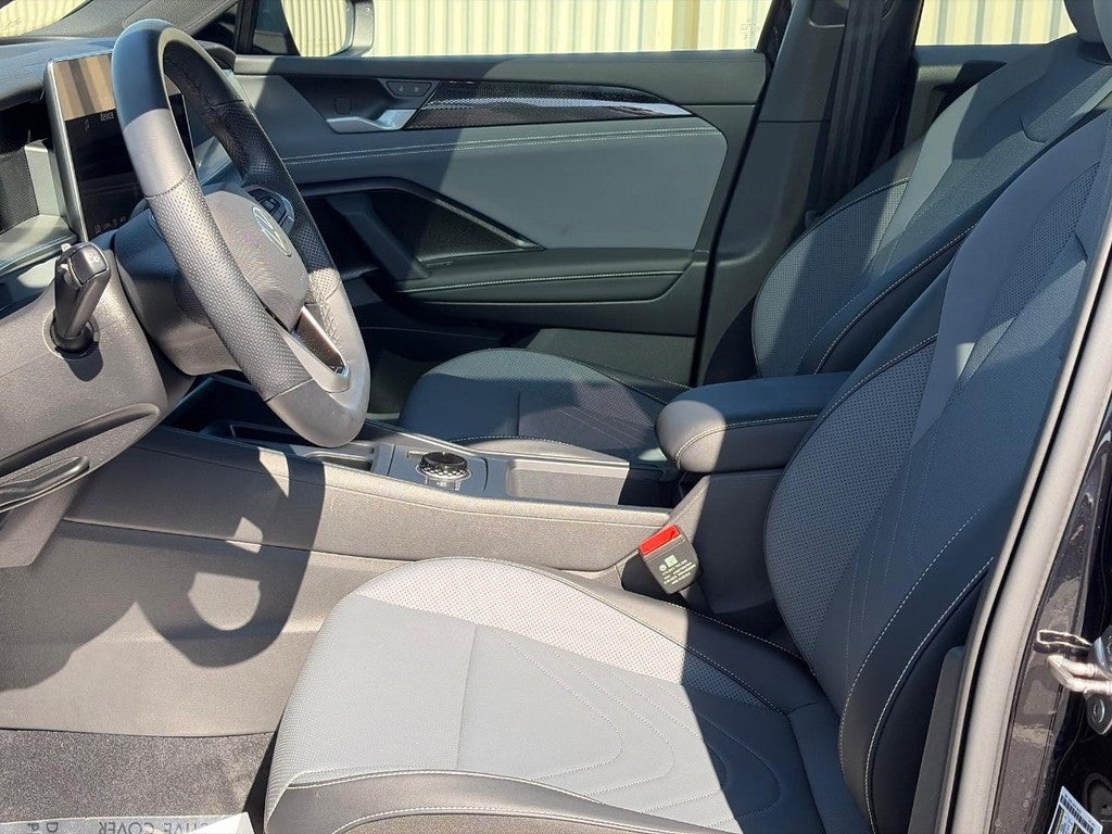 2025 Volkswagen Tiguan 2.0T SE R-Line Black 4MOTION