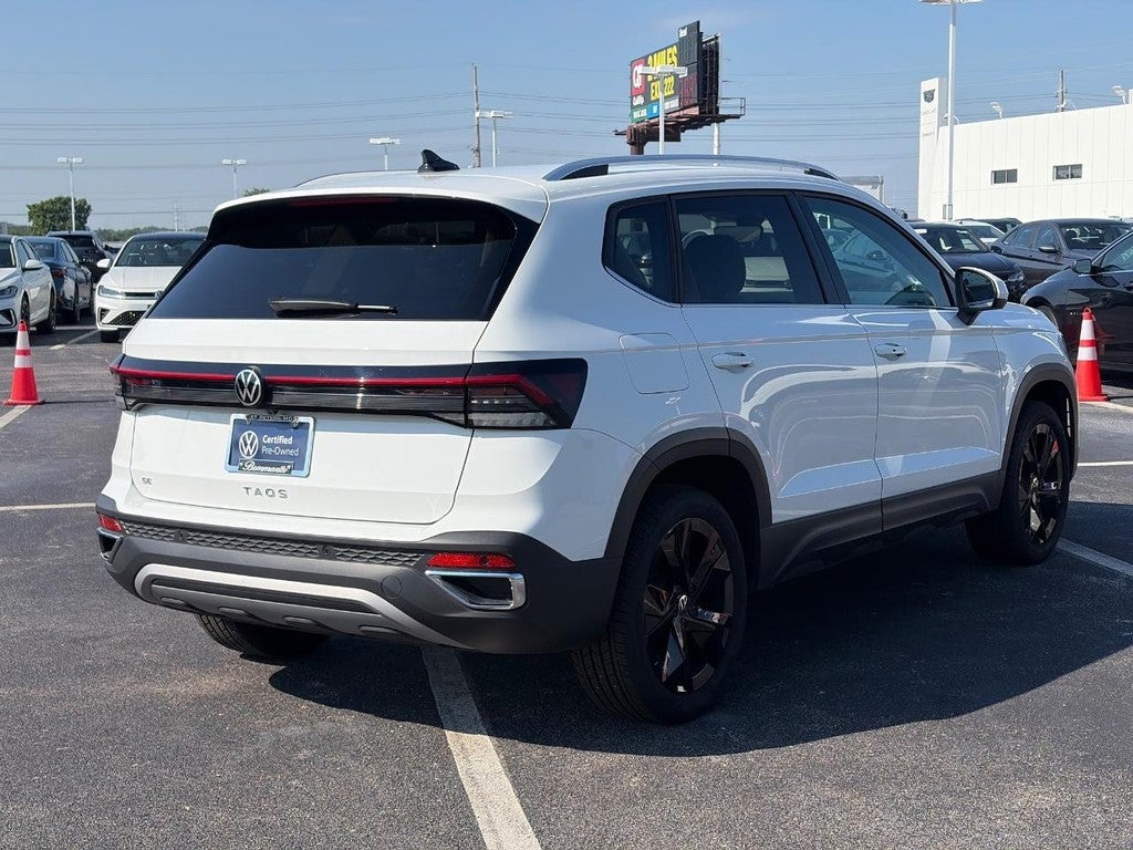 2025 Volkswagen Taos SE FWD