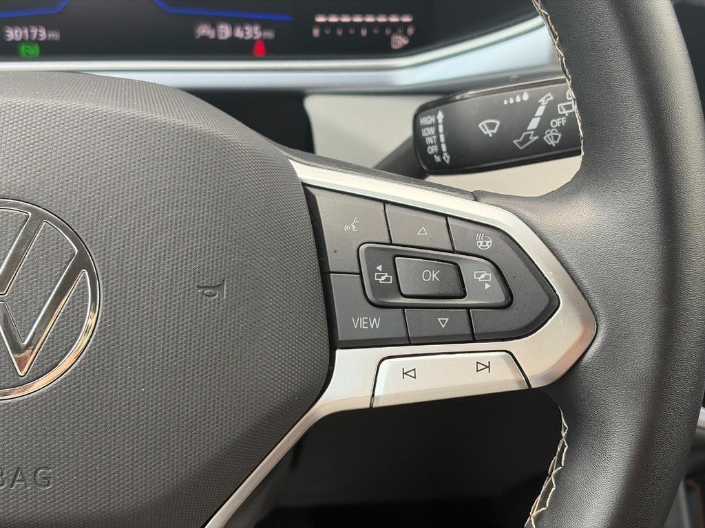 2025 Volkswagen Taos SE 4MOTION