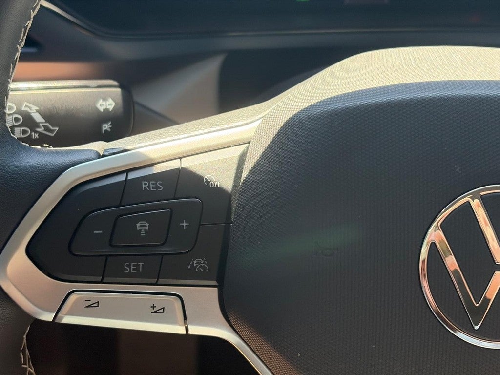 2024 Volkswagen Taos SE 4MOTION