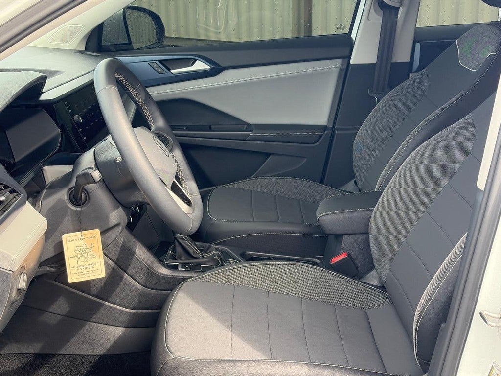 2024 Volkswagen Taos SE 4MOTION