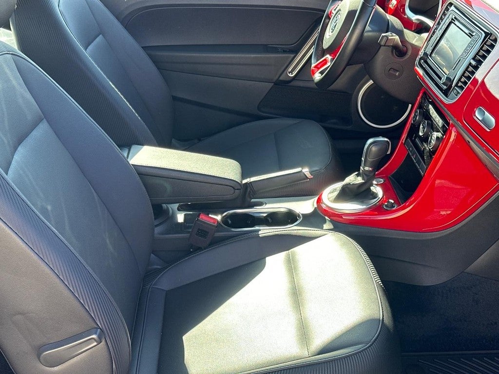 2018 Volkswagen Beetle Convertible SE Auto