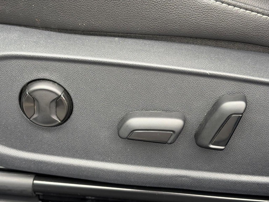 2024 Volkswagen Jetta SE Auto