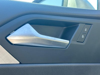 2024 Volkswagen Jetta SE Auto