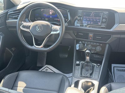 2024 Volkswagen Jetta SE Auto