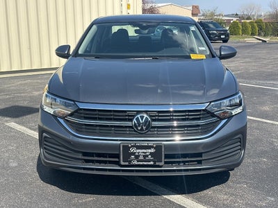 2024 Volkswagen Jetta SE Auto