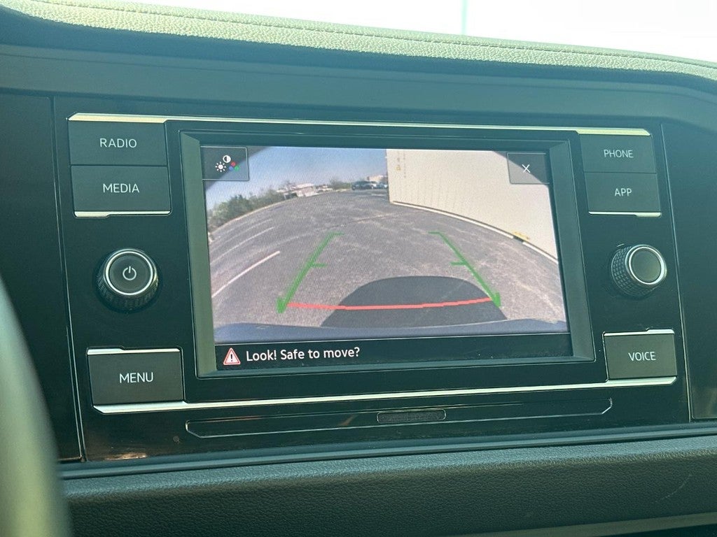 2024 Volkswagen Jetta SE Auto