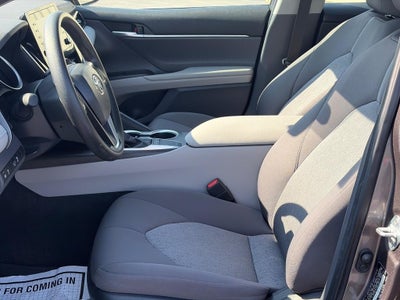 2023 Toyota Camry LE Auto (Natl)
