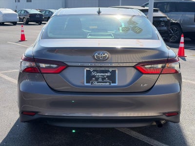 2023 Toyota Camry LE Auto (Natl)