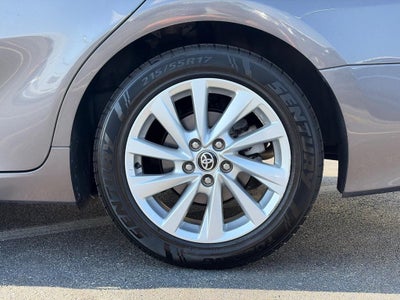 2023 Toyota Camry LE Auto (Natl)