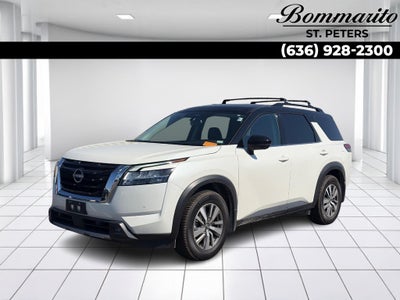 2022 Nissan Pathfinder SL 4WD