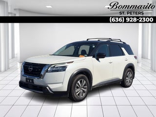 2022 Nissan Pathfinder SL 4WD