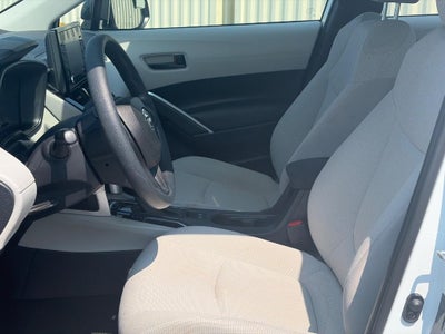 2022 Toyota Corolla Cross L 4WD (Natl)